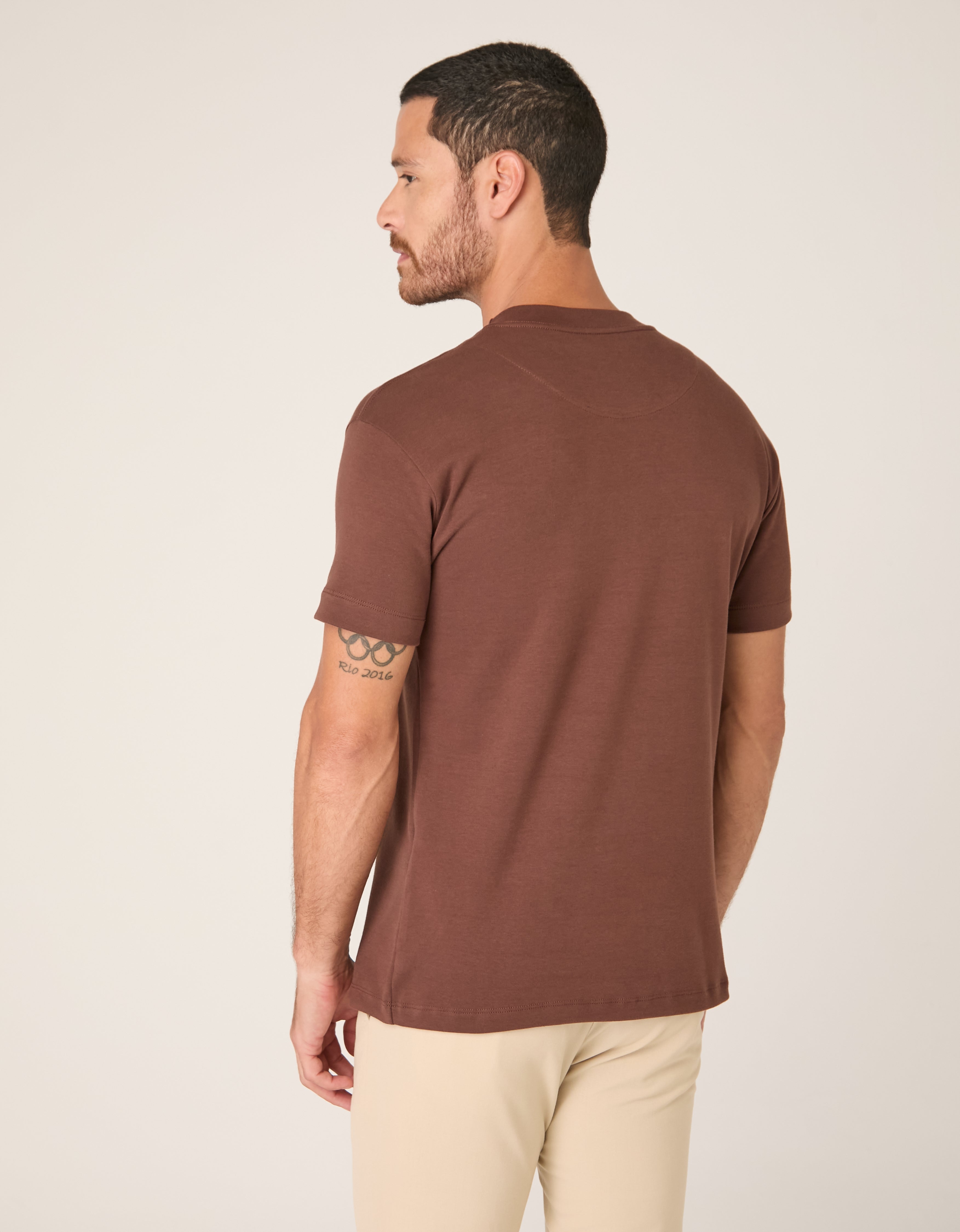 Camiseta Premium Gola Alta