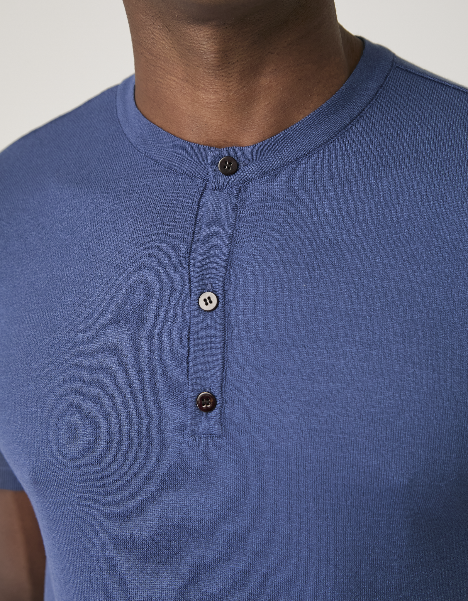 Camiseta Tricot Henley MC