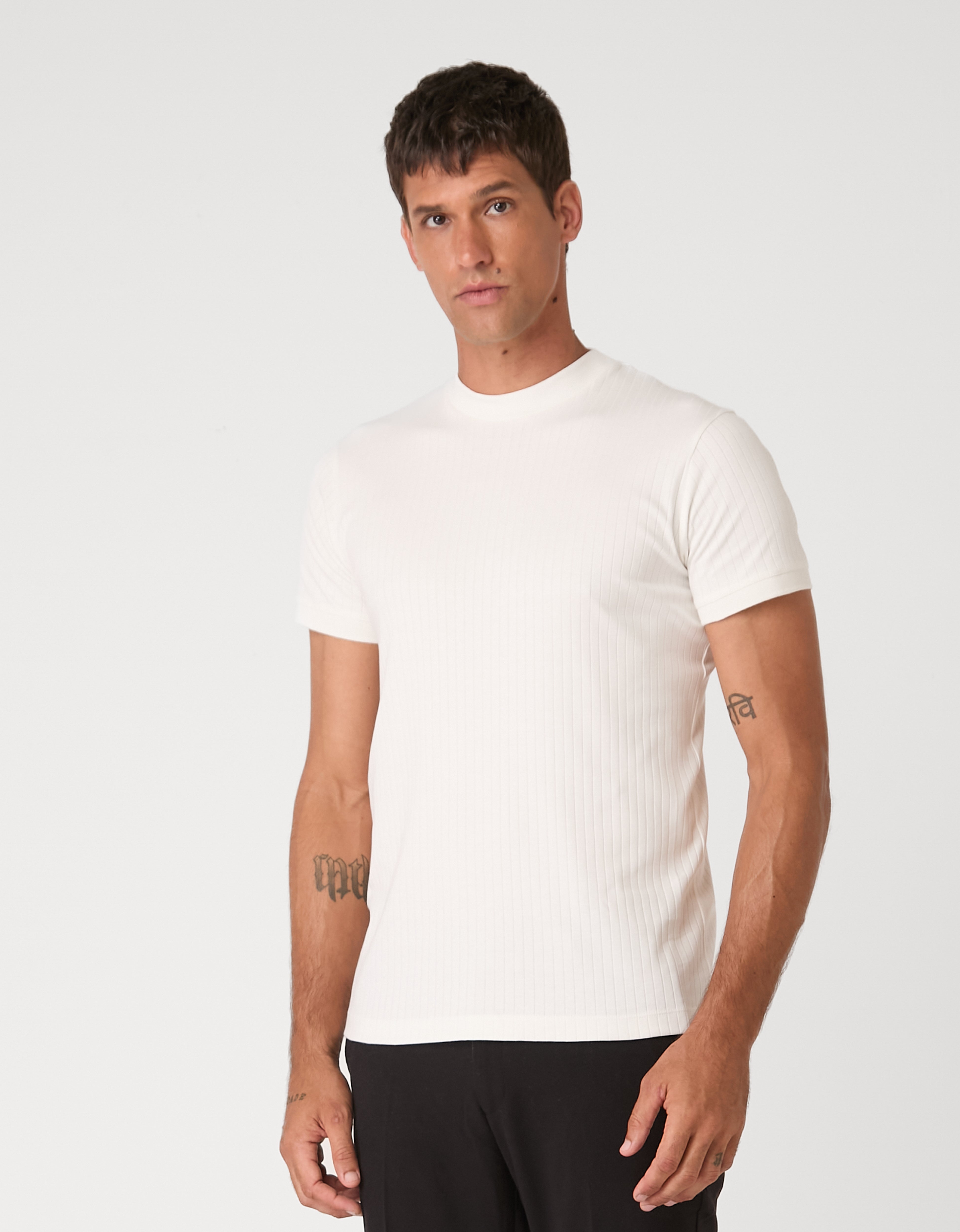 Camiseta Gola Alta Mantova